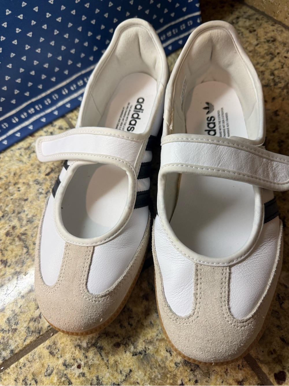 adidas White & Tan Women’s Athletic Mary Jane Shoes Size 8 - Picture 5 of 7